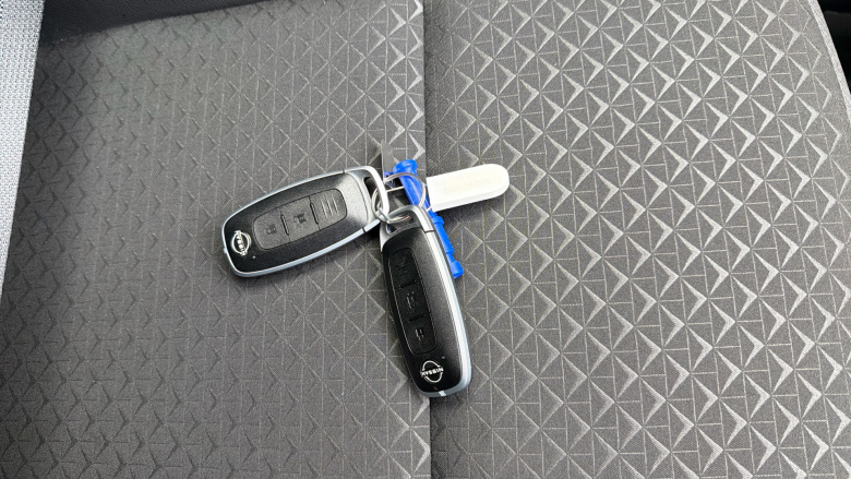 Nissan Juke 1.0 DiG-T N-Connecta 5dr Petrol Hatchback